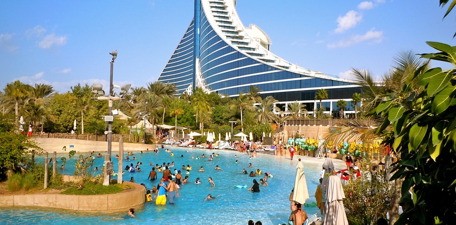 Аквапарк Wild Wadi. Дубай фото аквапарк. Movenpick Jumeirah Village Triangle 5*. Sheraton Jumeirah Beach Resort 5.